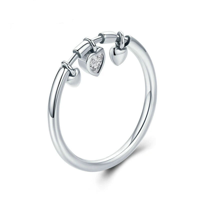 925 Sterling Silver Glittering Heart Ring